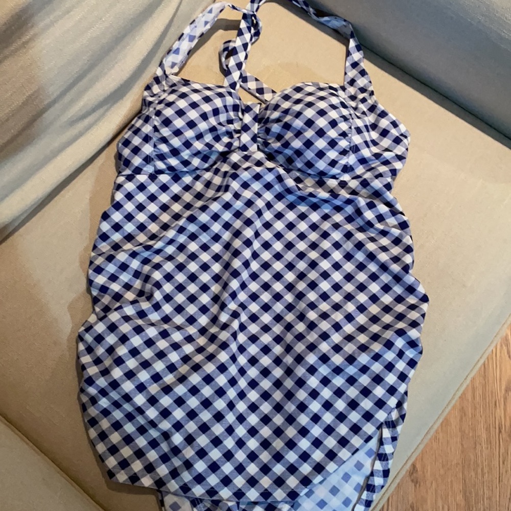 Beach bump bathing suit - Picture 2 of 2